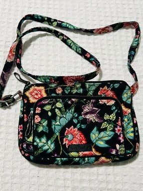 Vera Bradley Quilted Crossbody Bag Black Vines Floral Pattern Purse Zipper